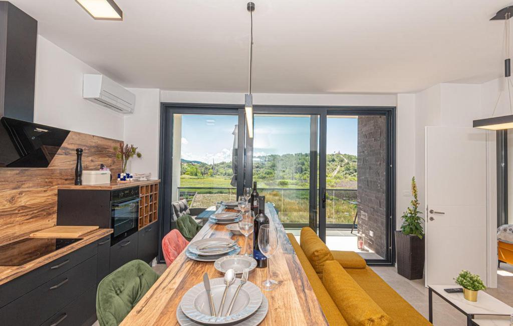 Murter - Jezera Luxury Apartments Zewnętrze zdjęcie