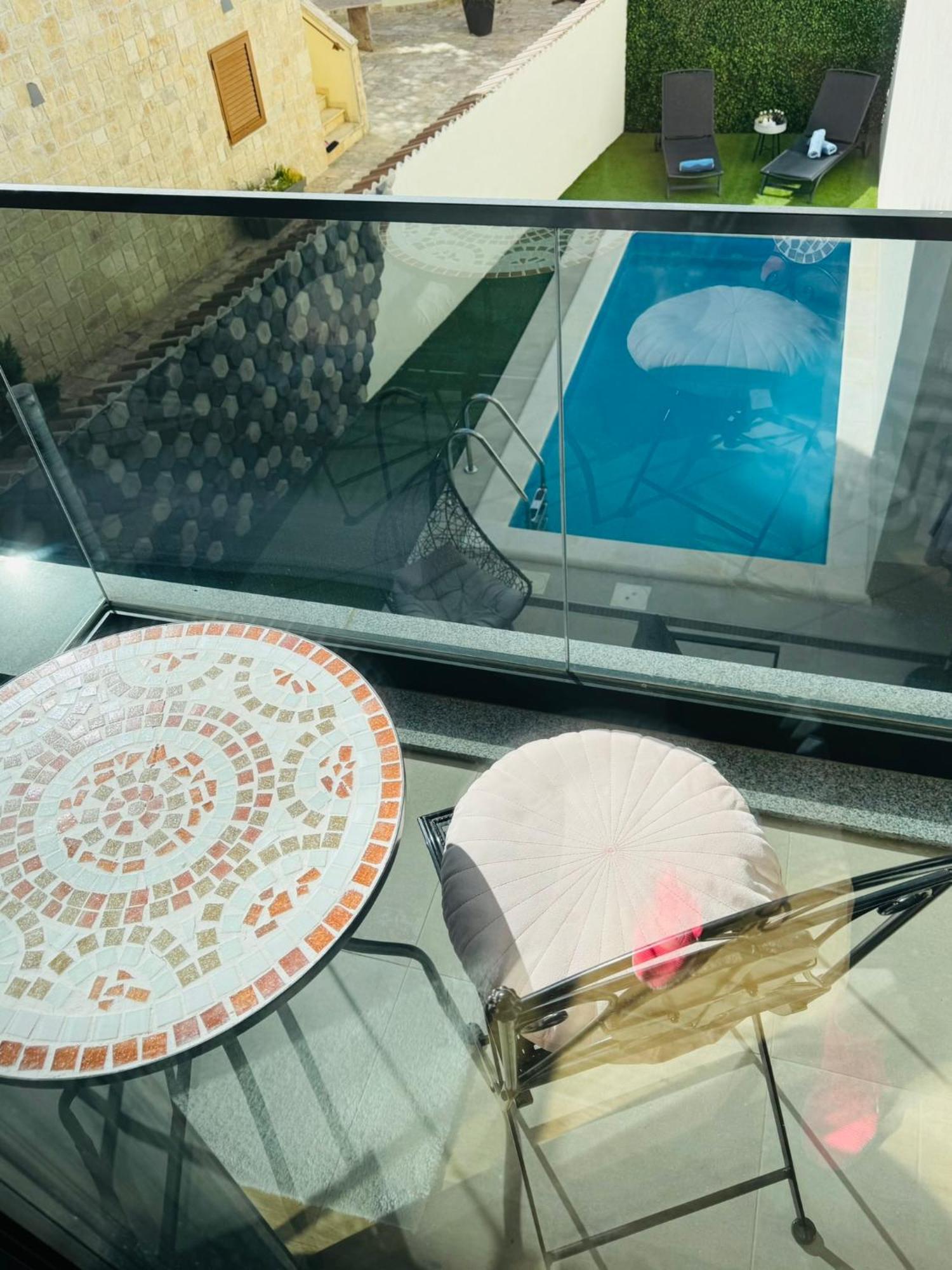 Murter - Jezera Luxury Apartments Zewnętrze zdjęcie